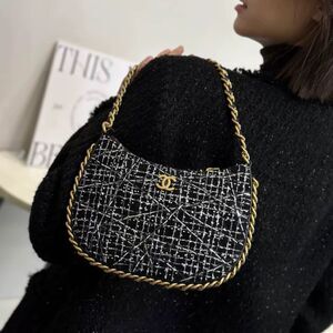 Chanel Women Pre-Loved Bag Brand New Condition